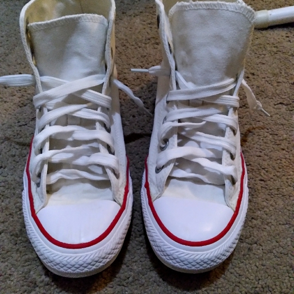 White High top Converse